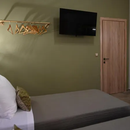 Vivis Hub Aparthotel Argostoli (Kefalonia)