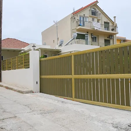 아파트호텔 Vivis Hub 아르고스톨리온