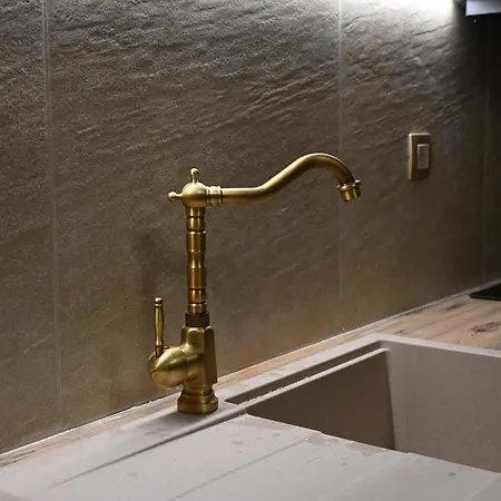 Апарт-отель Vivis Hub 4*