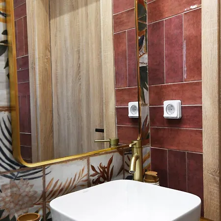 Vivis Hub 4* Аргостолион