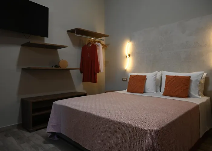 Aparthotel Vivis Hub 3*