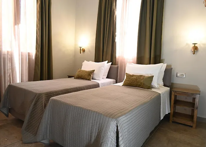 Vivis Hub 3* Argostoli (Kefalonia)