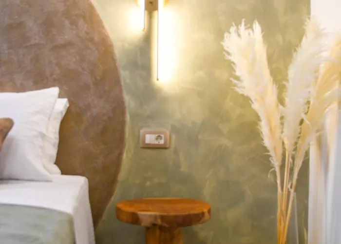 Vivis Hub Aparthotel