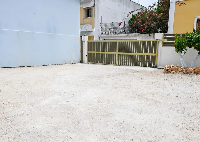 Vivis Hub Aparthotel Argostoli (Kefalonia)